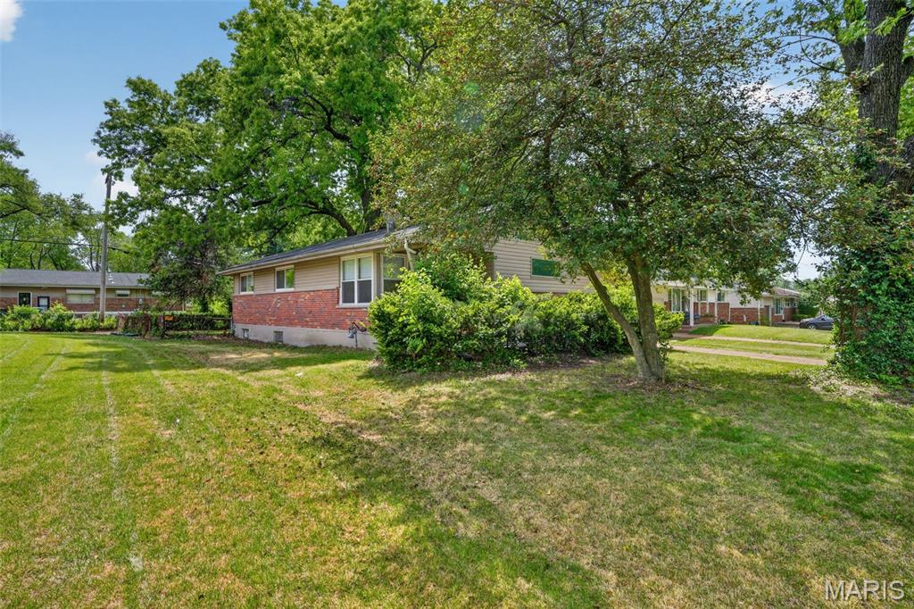 9946 Lanier Drive