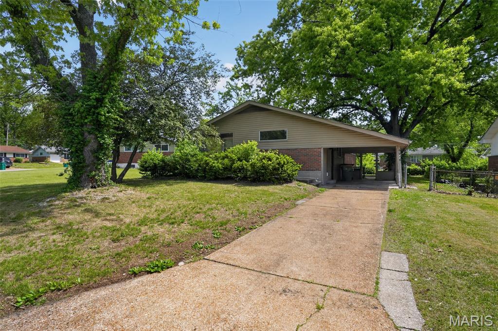 9946 Lanier Drive