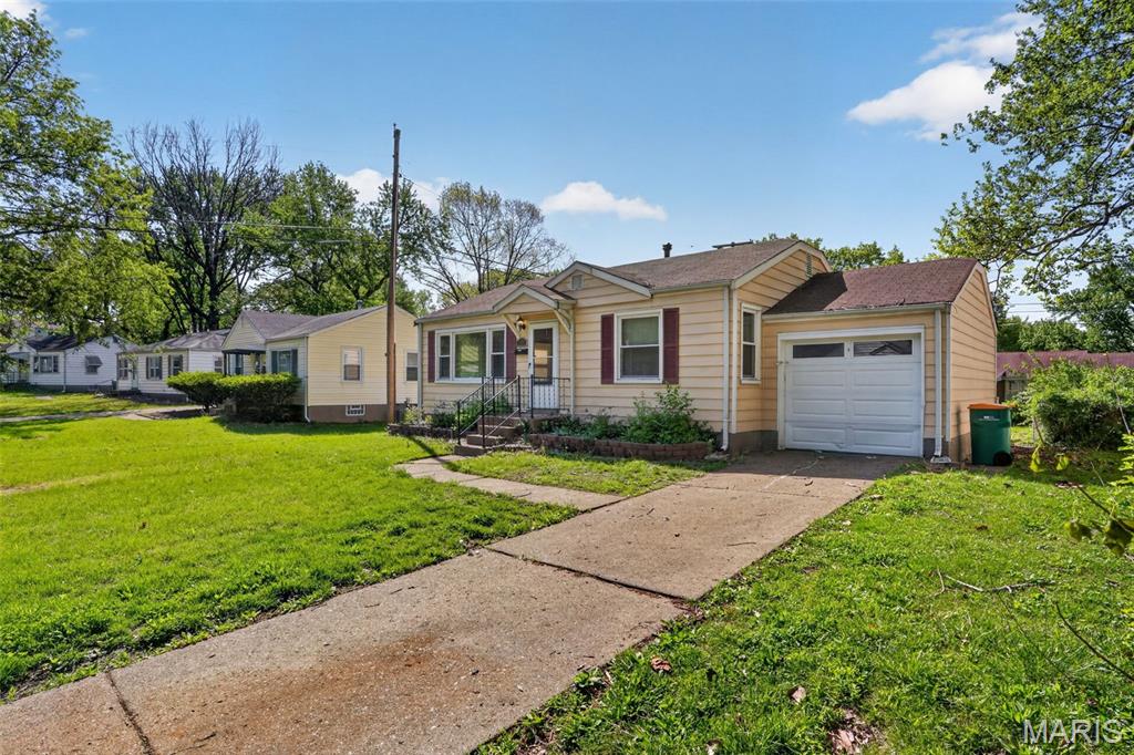 1124 Grenshaw Drive