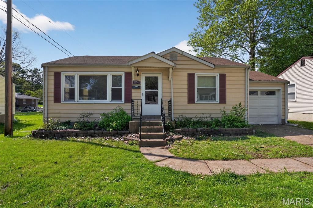 1124 Grenshaw Drive