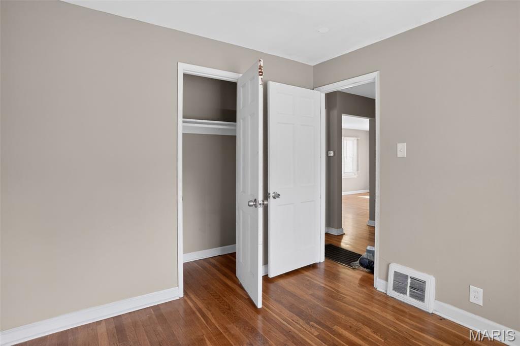 1124 Grenshaw Drive