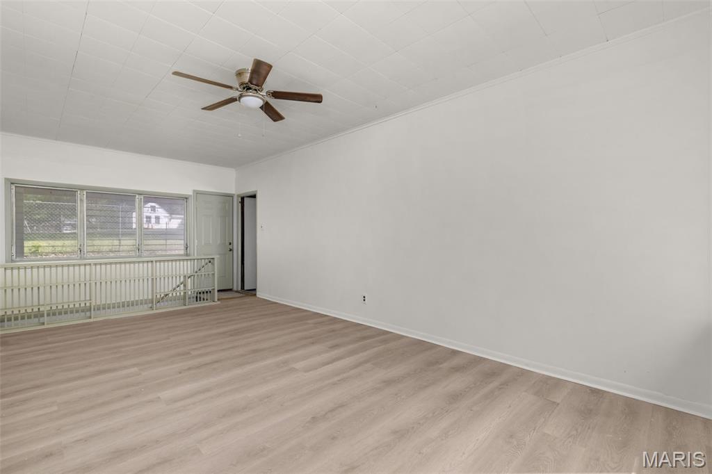 425 Powell Avenue