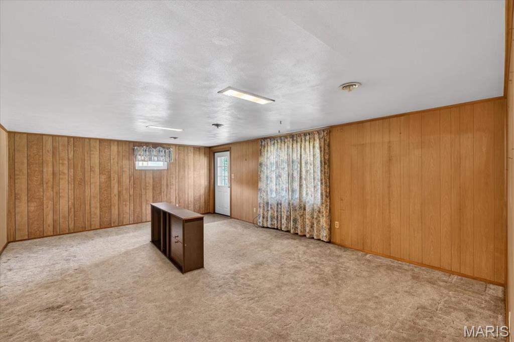 25 Oakes Drive