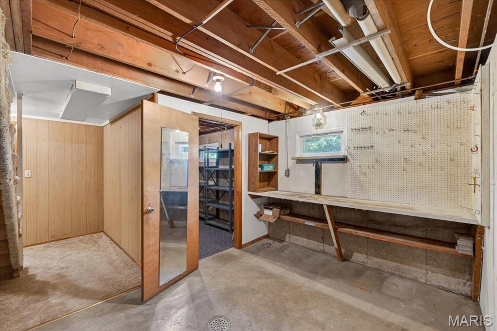 25 Oakes Drive