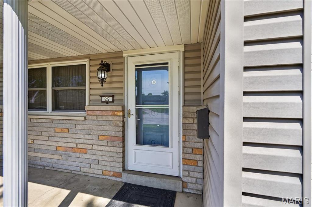 25 Oakes Drive