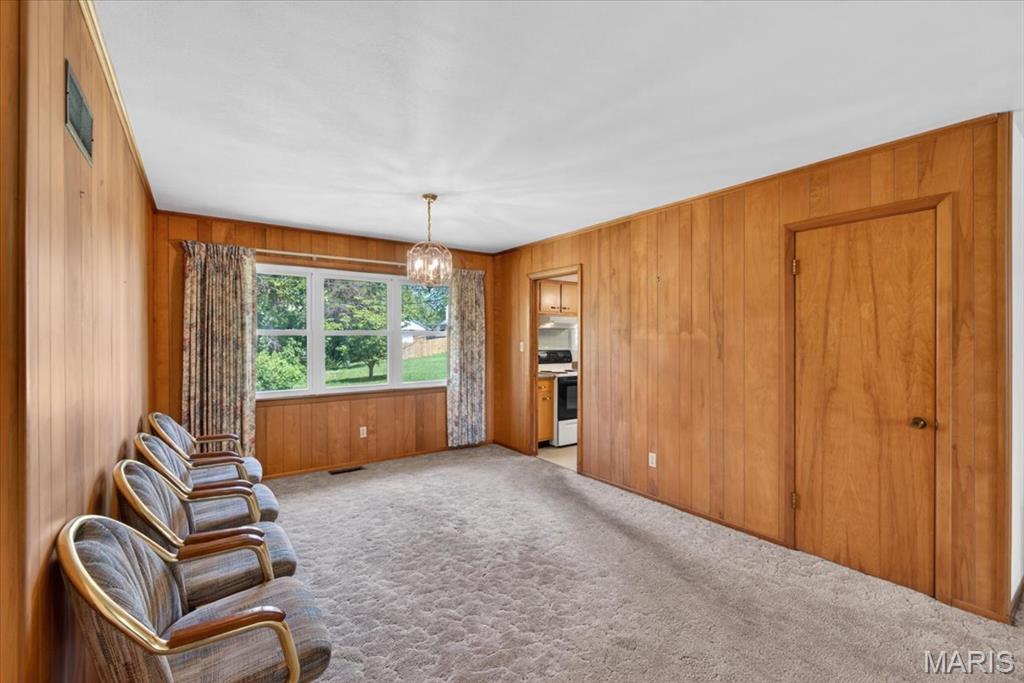 25 Oakes Drive