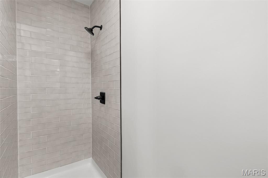 11228 Mosley Farm Court