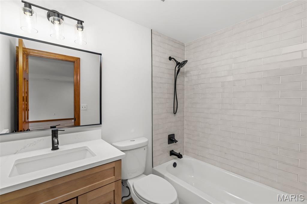 11228 Mosley Farm Court