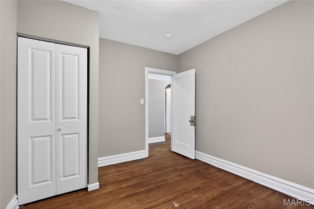 21 Robert Avenue