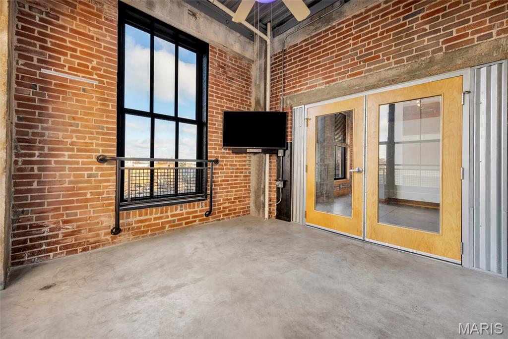 1601 Washington Avenue Unit: 310