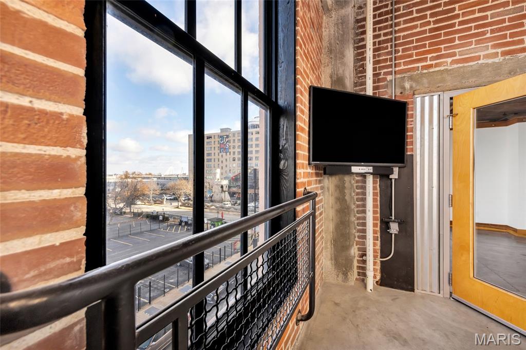 1601 Washington Avenue Unit: 310