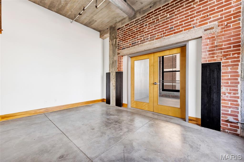 1601 Washington Avenue Unit: 310