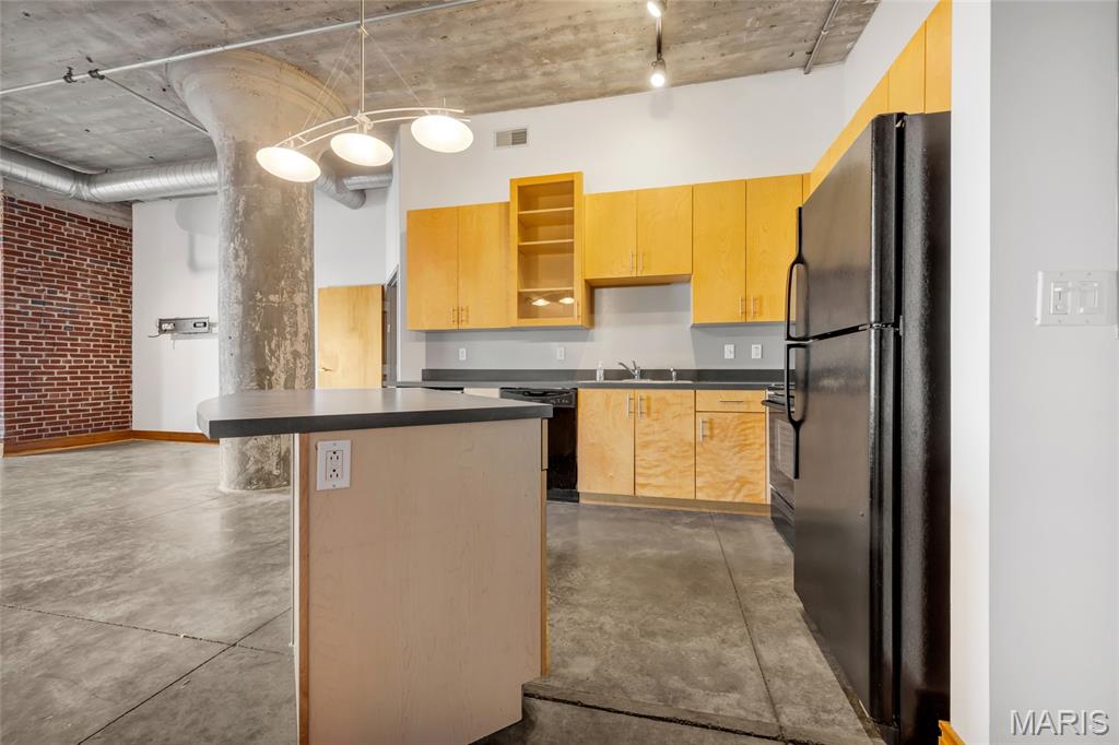 1601 Washington Avenue Unit: 310