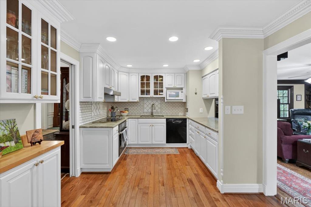 816 Bridlebrook Lane
