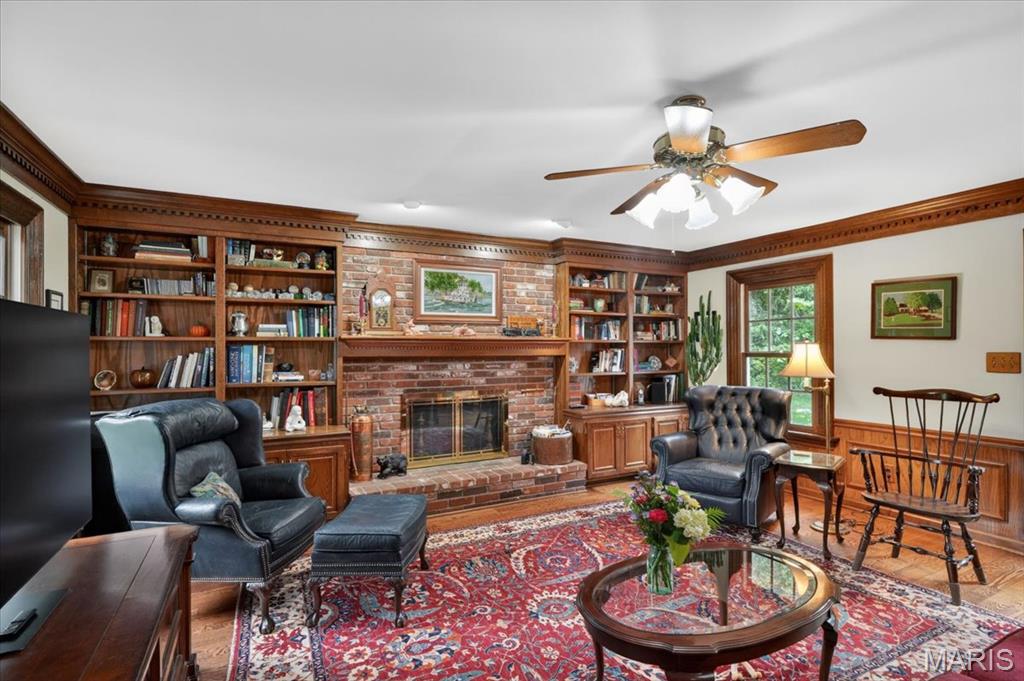 816 Bridlebrook Lane
