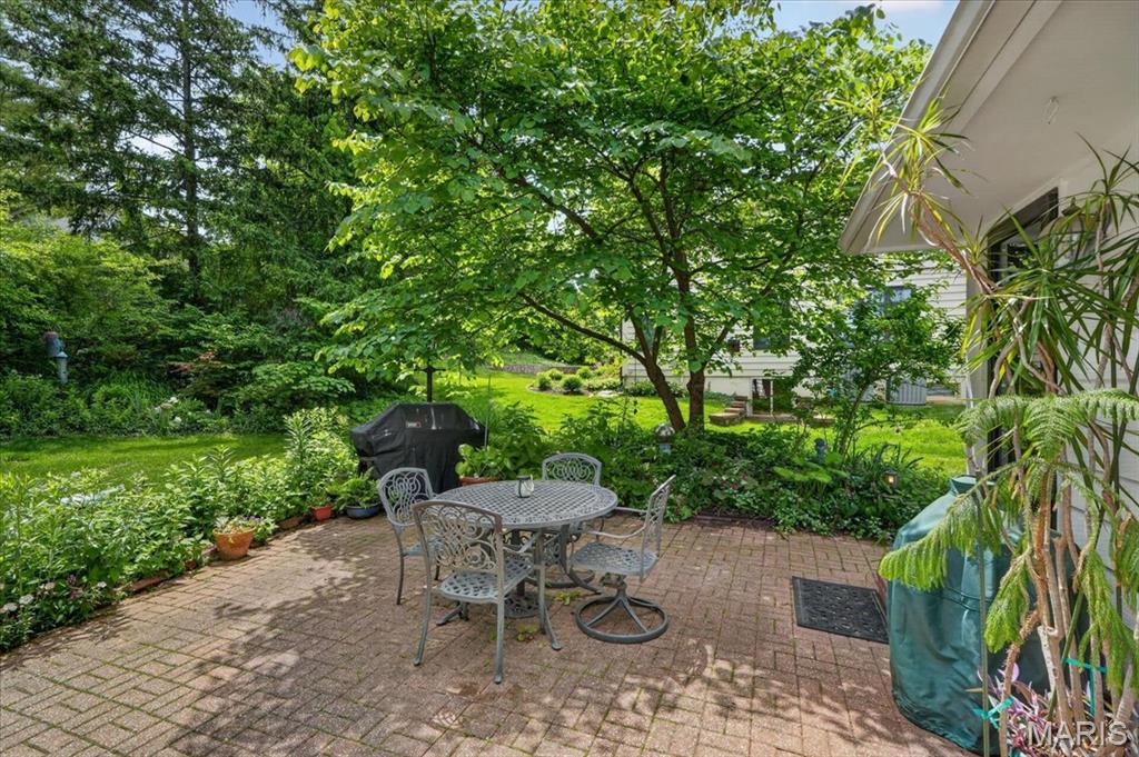 816 Bridlebrook Lane