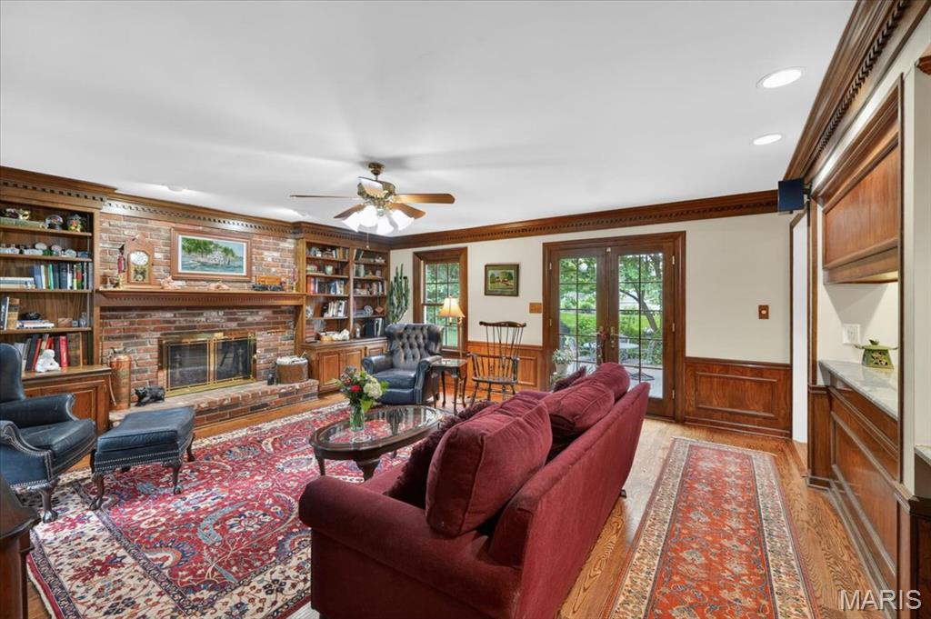 816 Bridlebrook Lane