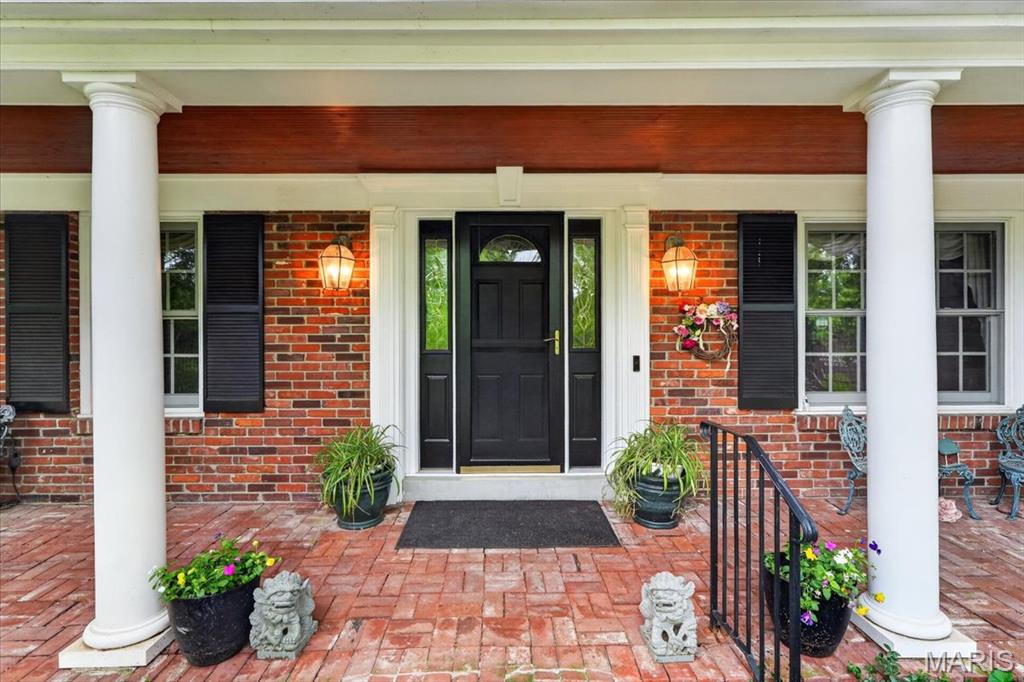 816 Bridlebrook Lane