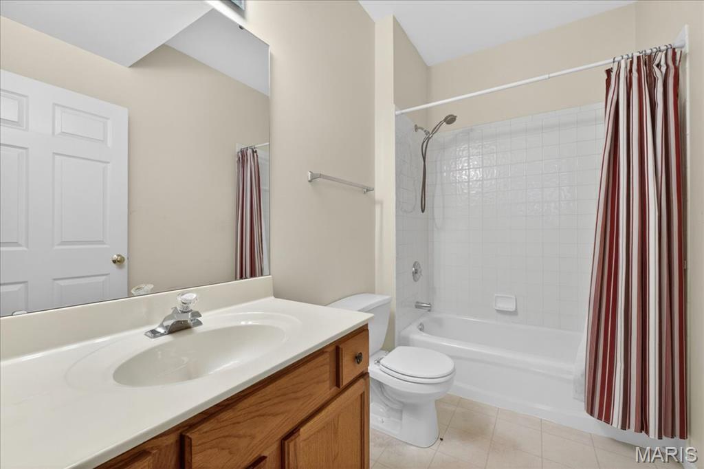 1251 Gardens Circle Drive Unit: 2B