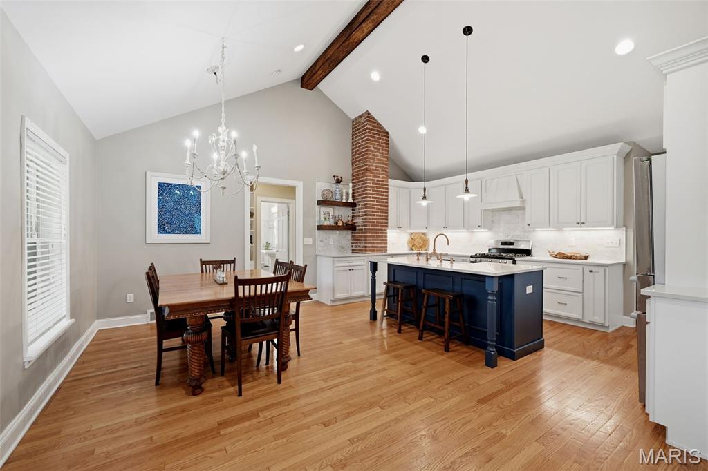 895 Brookside Drive