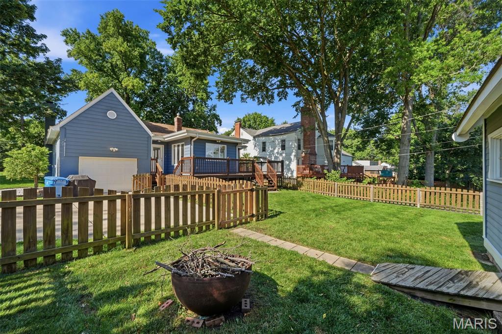 895 Brookside Drive