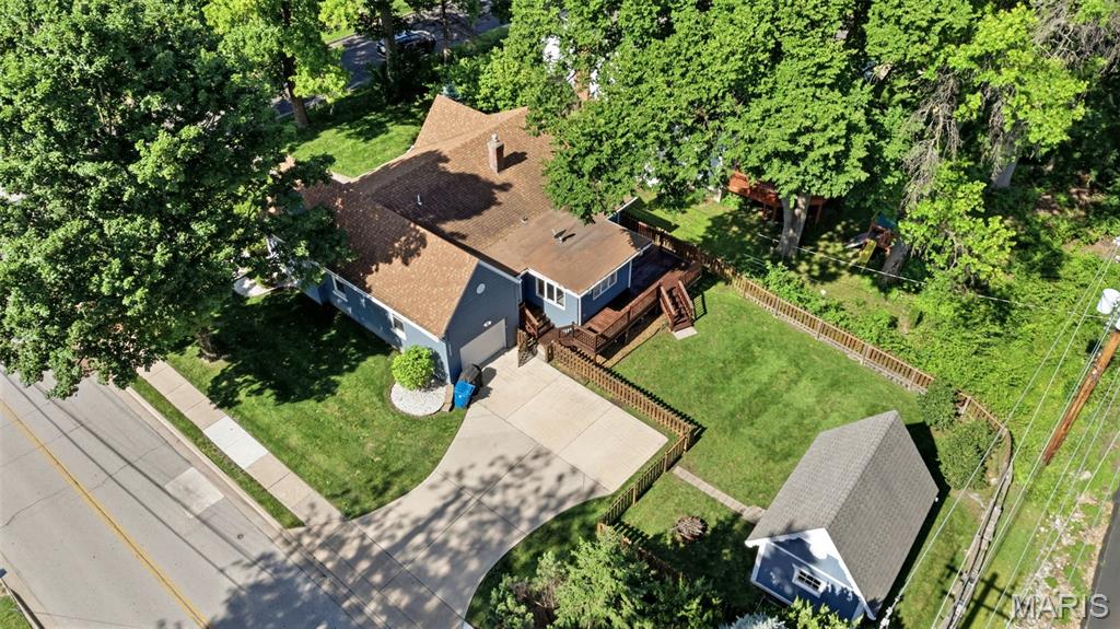 895 Brookside Drive