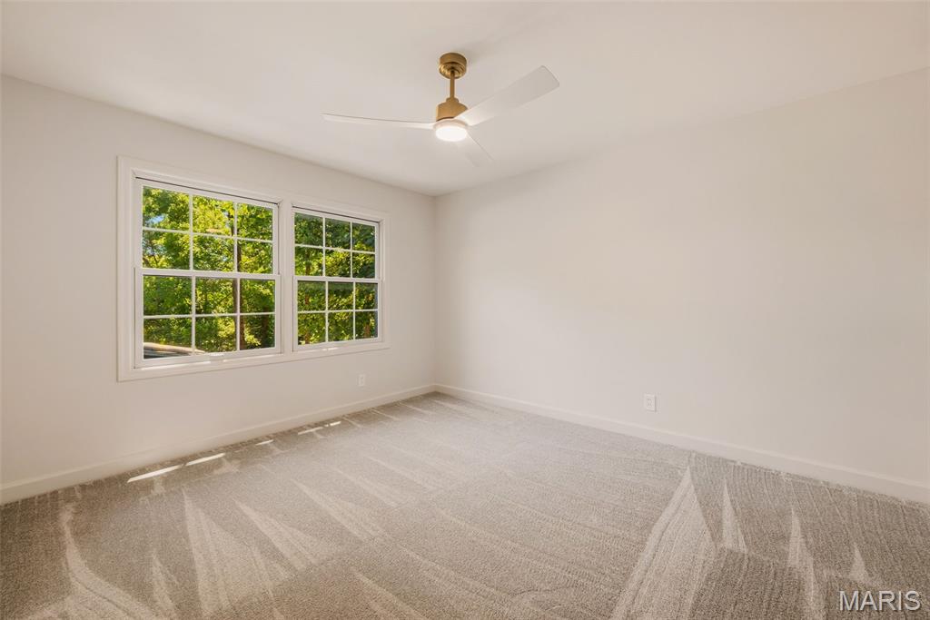 19 Sackston Woods Lane
