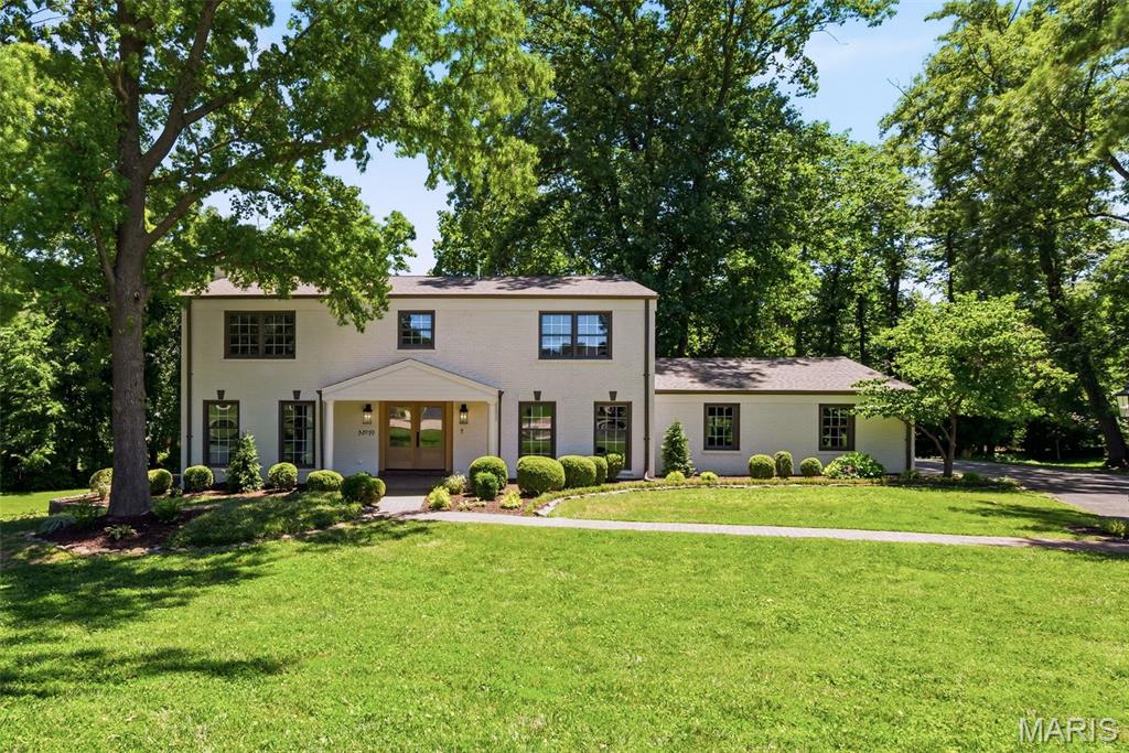 19 Sackston Woods Lane