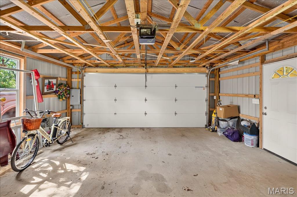 7249 Highway 185