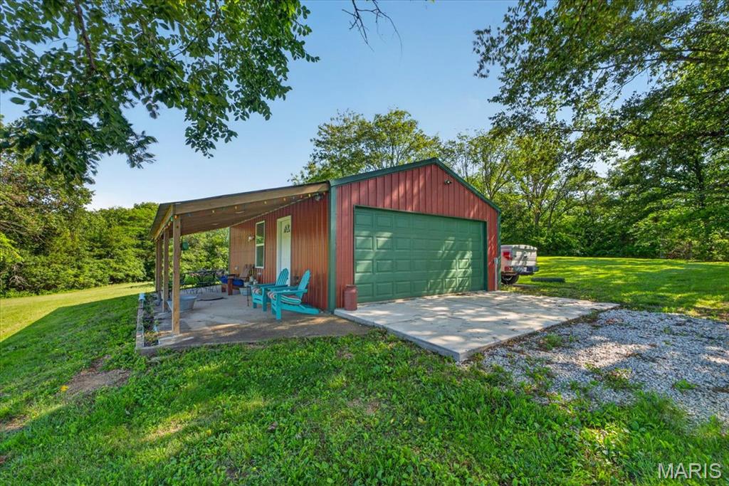 7249 Highway 185