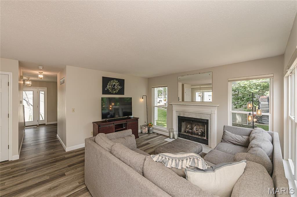 932 Cleta Drive