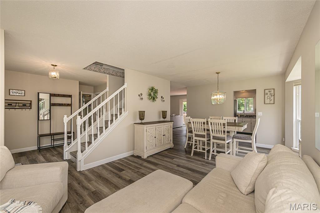 932 Cleta Drive