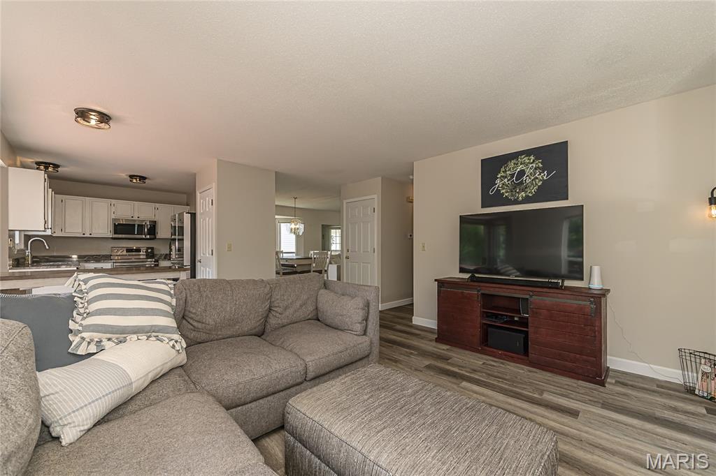 932 Cleta Drive