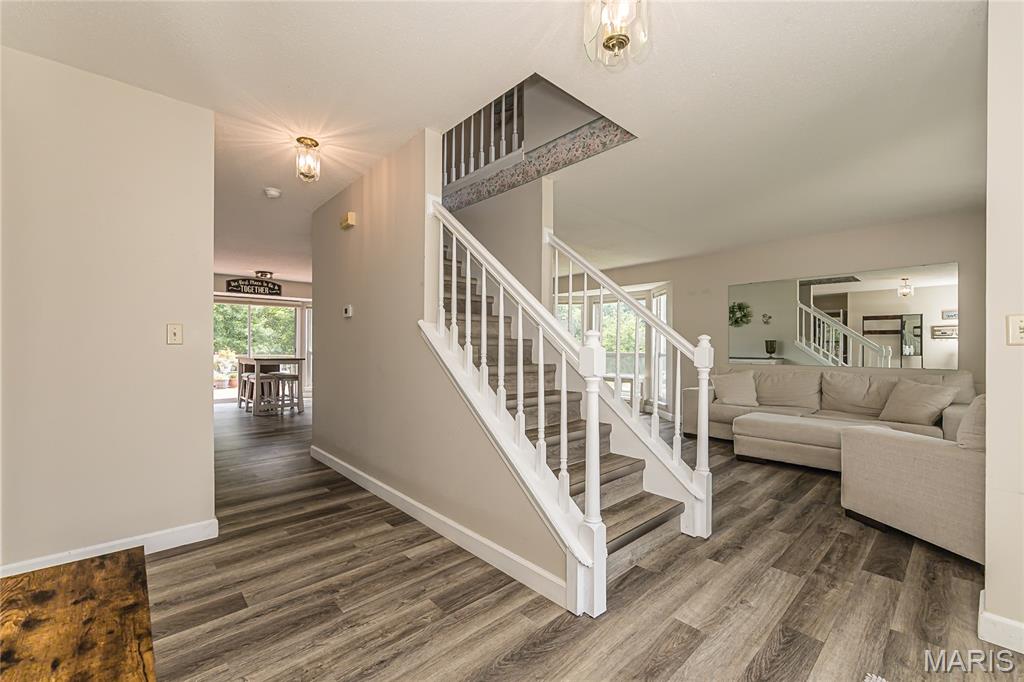 932 Cleta Drive