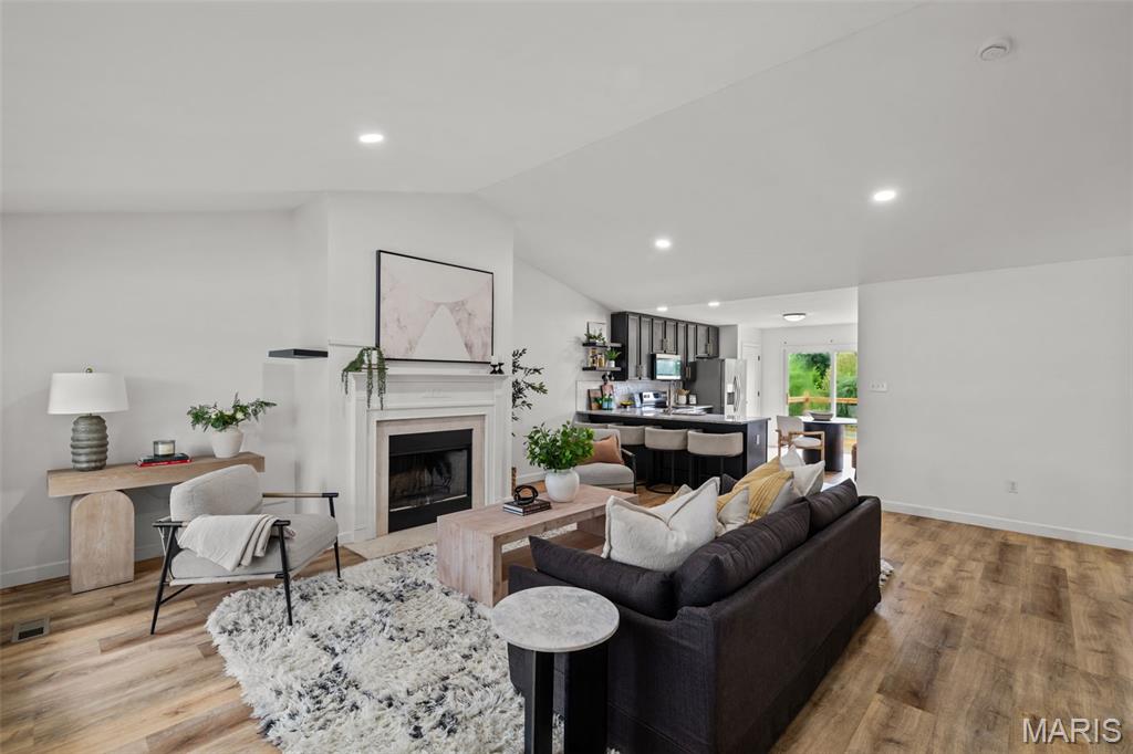 204 Montecito Terrace