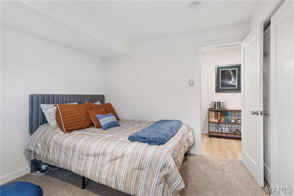 12212 Robyn Road