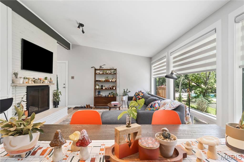 12212 Robyn Road