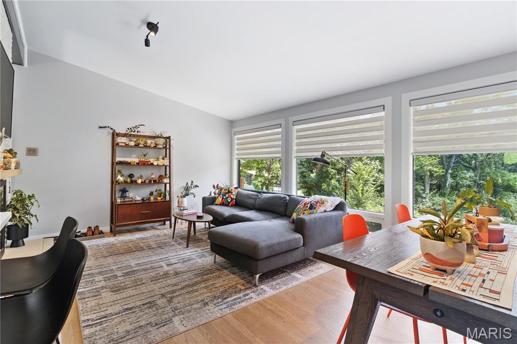 12212 Robyn Road
