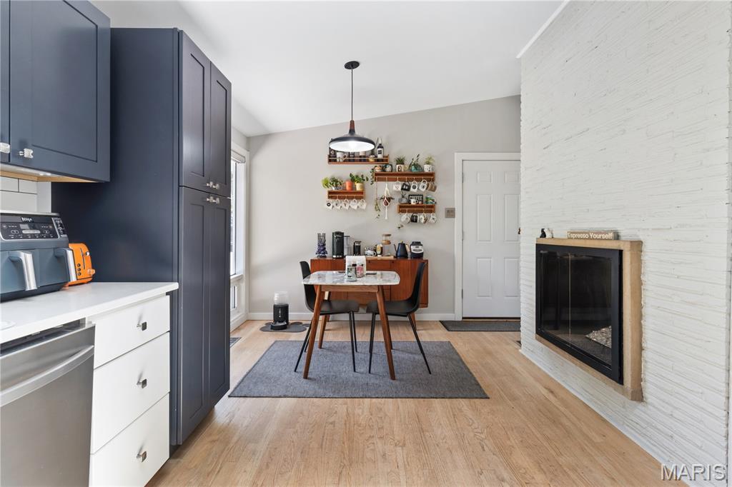 12212 Robyn Road