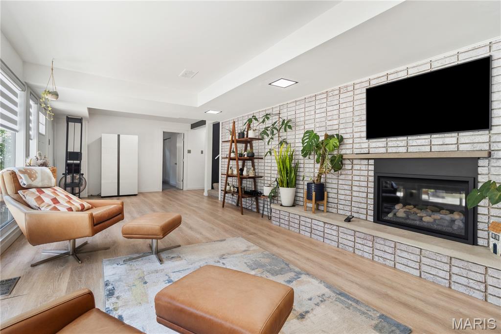12212 Robyn Road