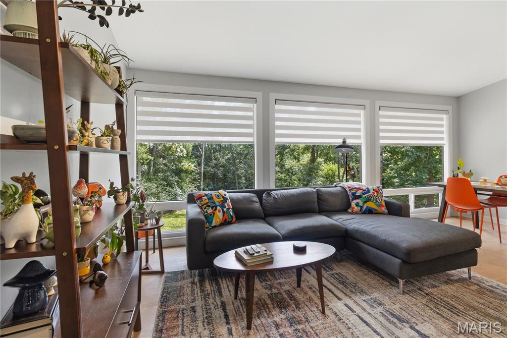 12212 Robyn Road