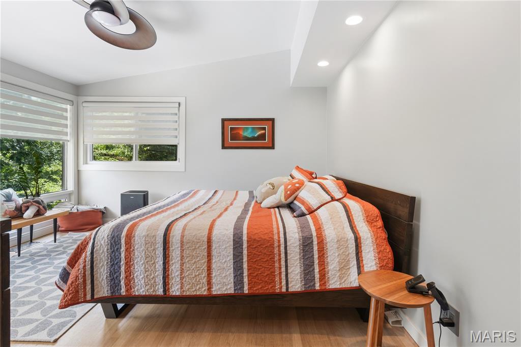 12212 Robyn Road