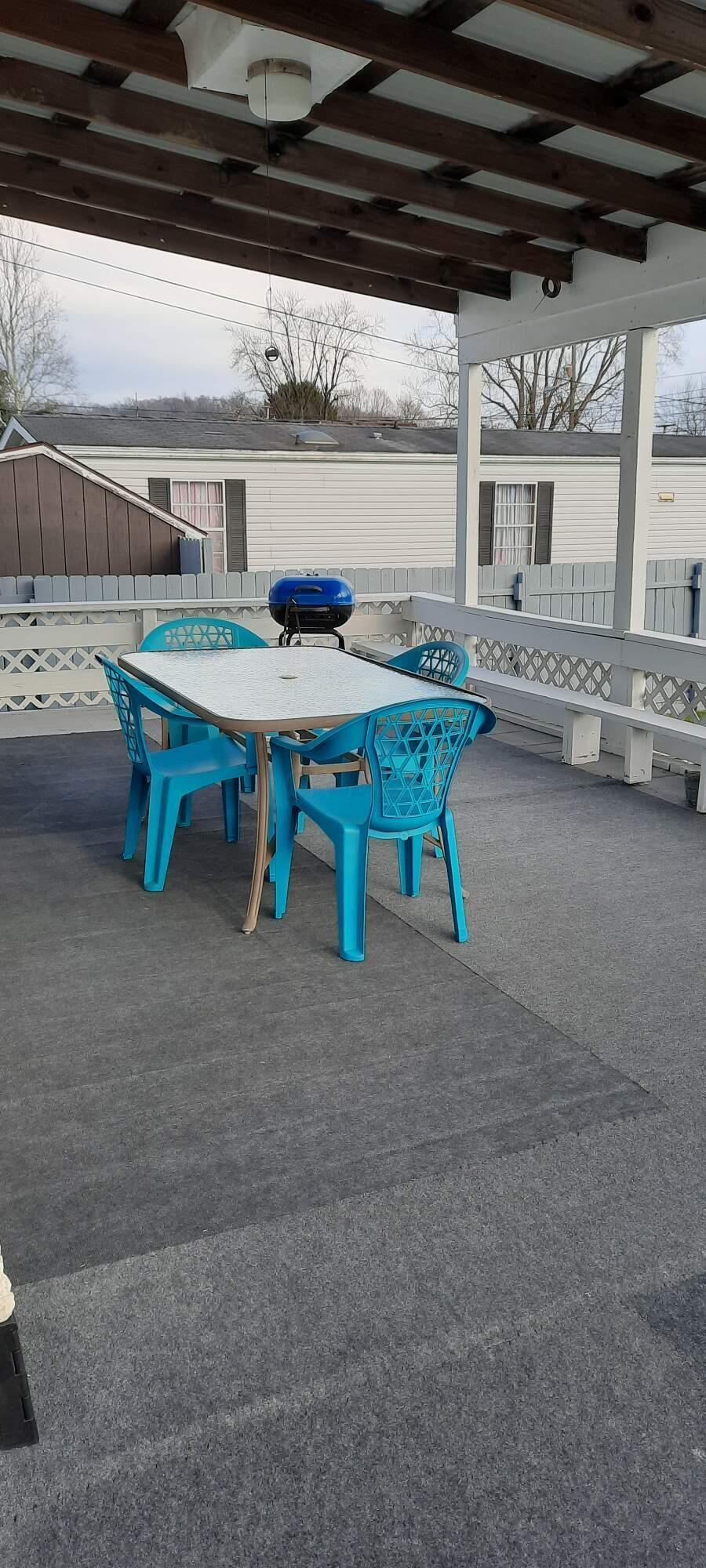 555 Pottery Street