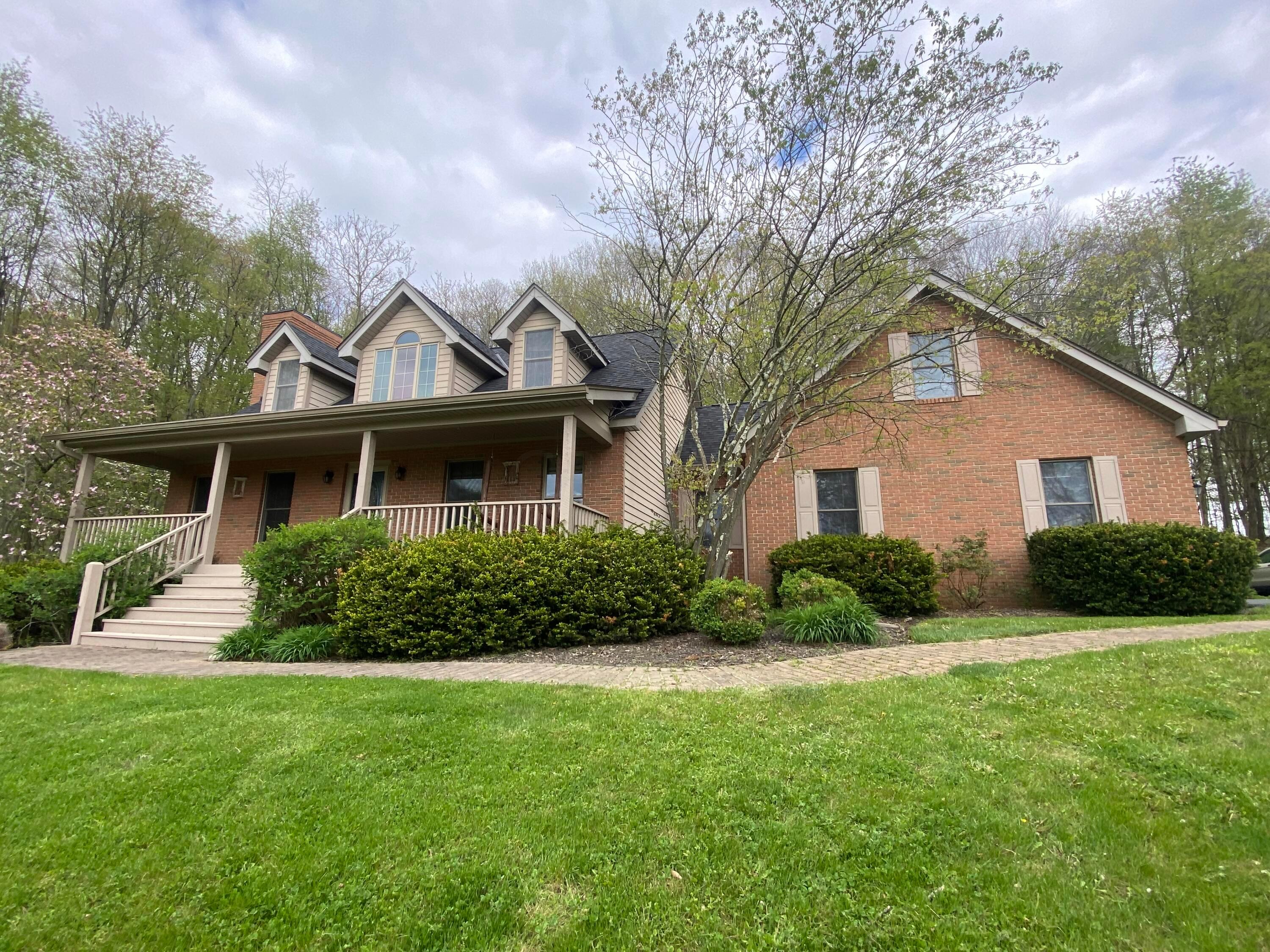 2985 Wheeling Road NE