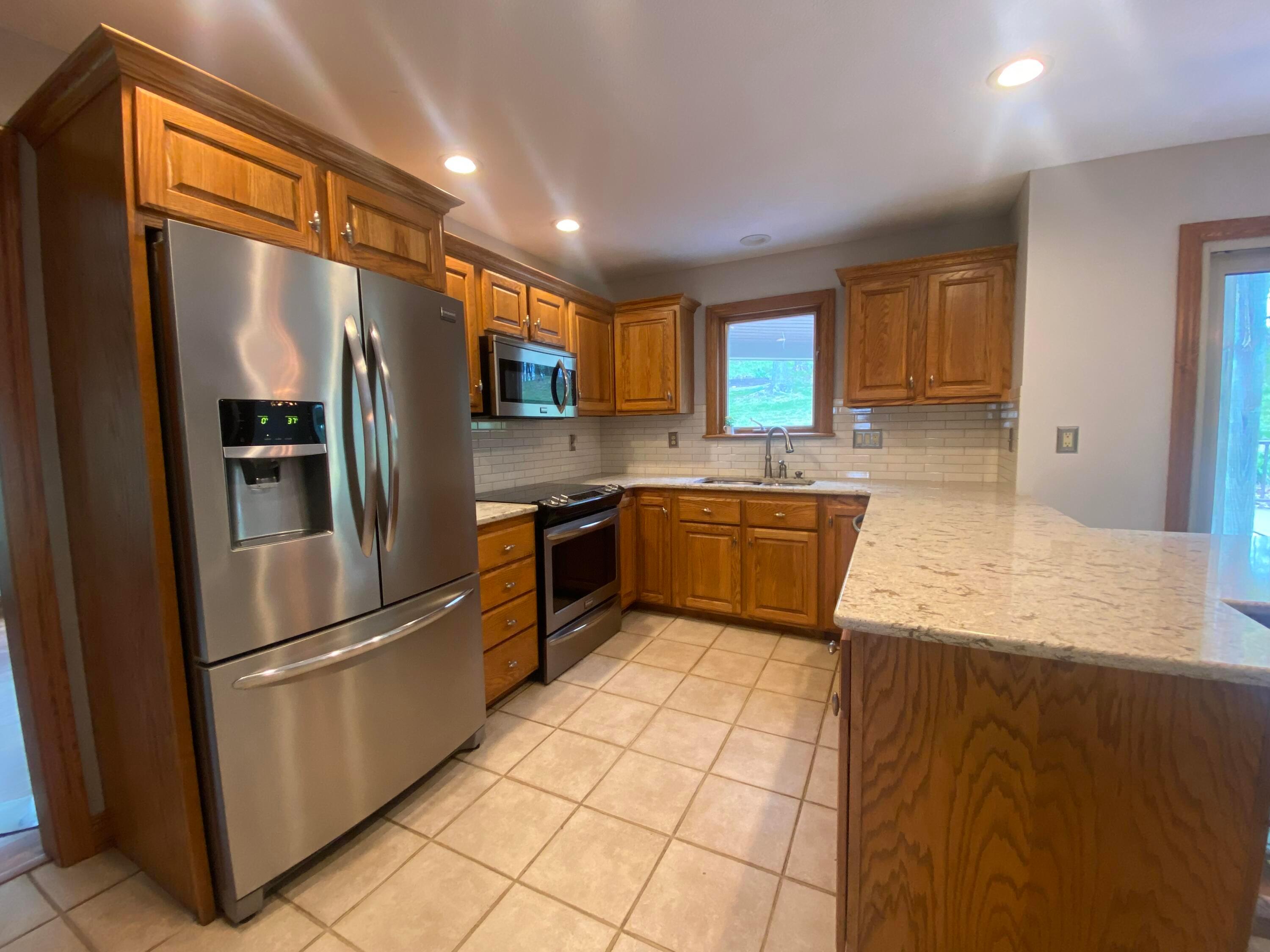 2985 Wheeling Road NE