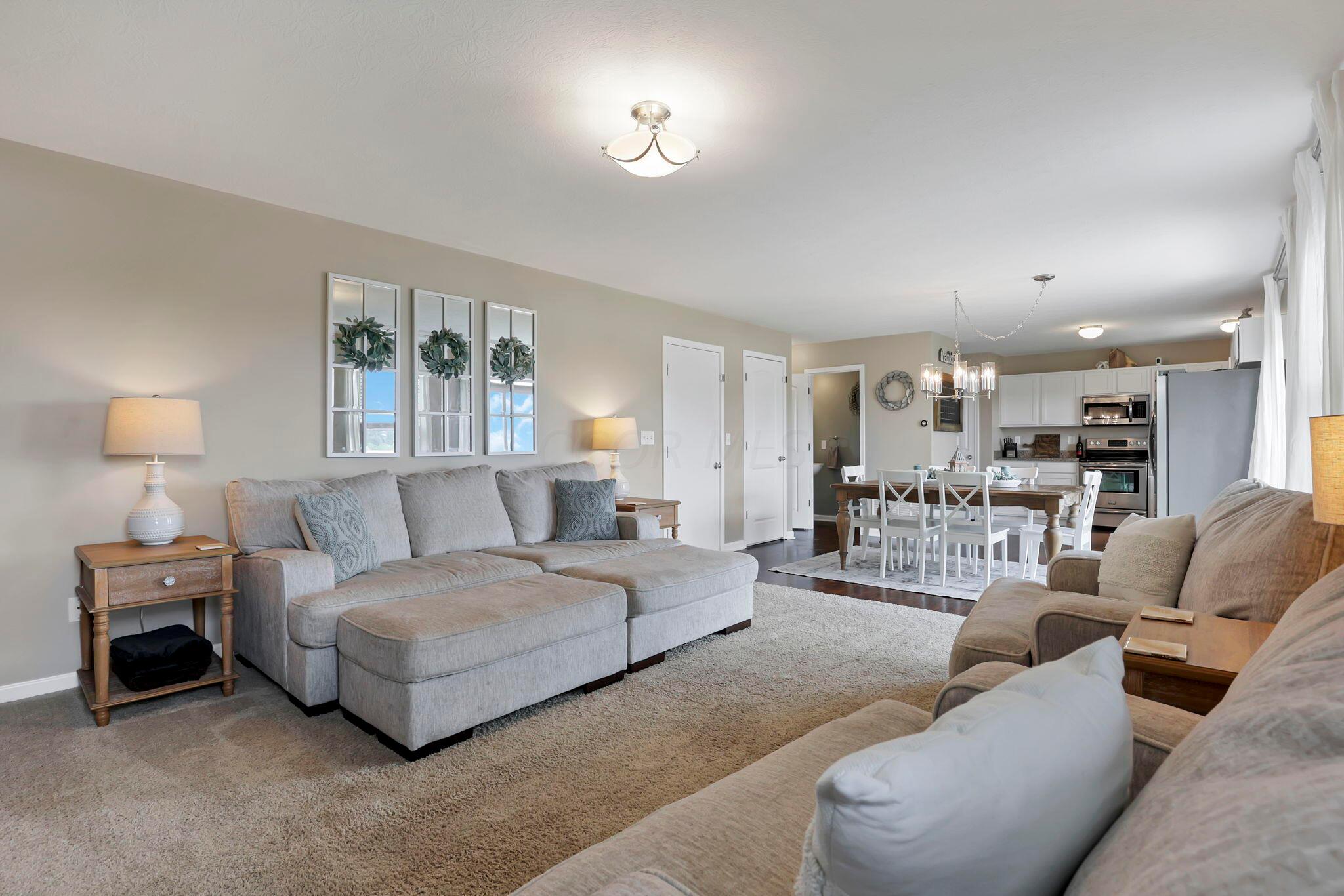 2101 Greencrest Way
