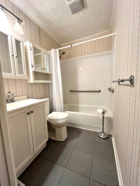 1724 Carl Drive