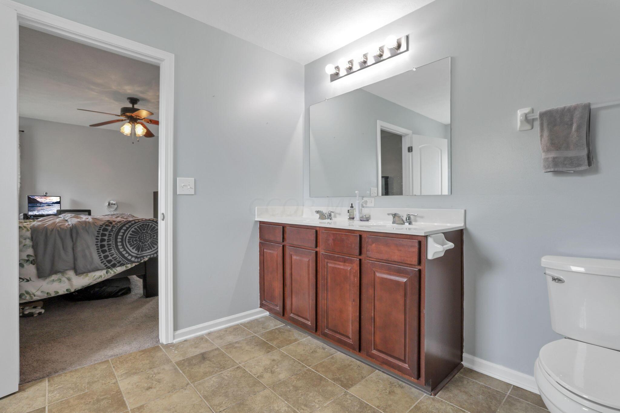2138 Greencrest Way