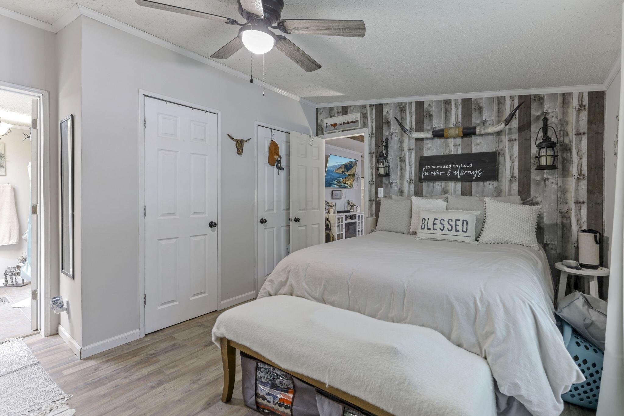14521 Pleasant Valley Road