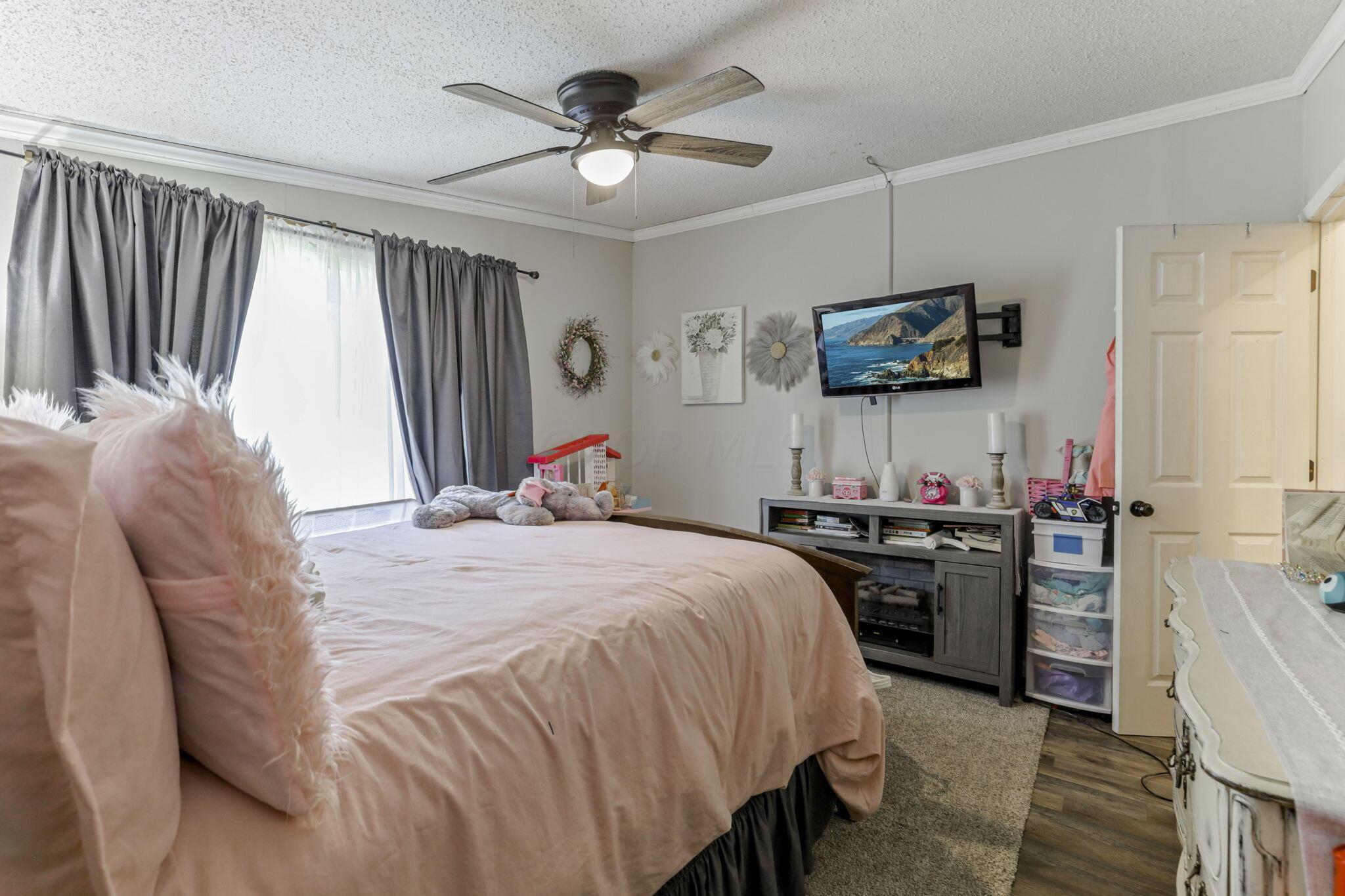 14521 Pleasant Valley Road